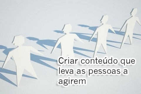 Recortes de pessoas de papel